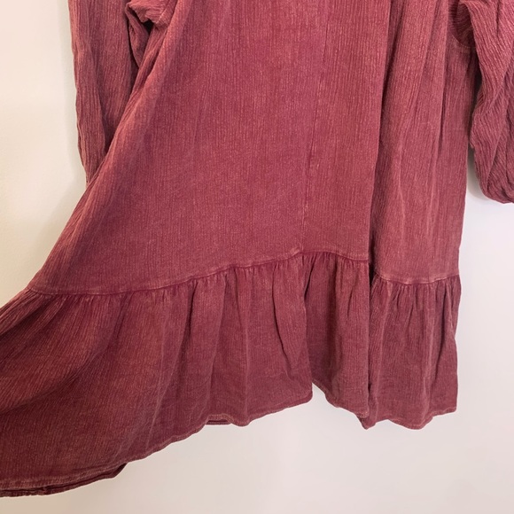 Altar’d State maroon oversized peplum top - Picture 7 of 7